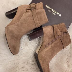 Johnston & Murphy Women's Tan Suede Bootie (Barbara-Whiskey Suede)